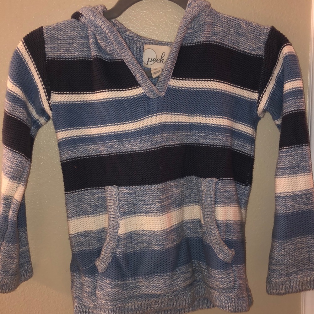 Peek sweater